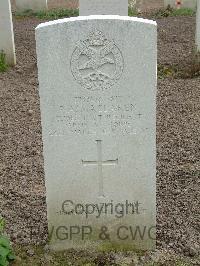 Reichswald Forest War Cemetery - MacLaren, Patrick Alastair