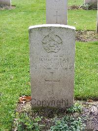 Reichswald Forest War Cemetery - MacMillan, John Mervyn