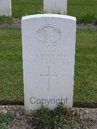 Reichswald Forest War Cemetery - MacReady, Donald Henderson