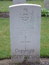 Reichswald Forest War Cemetery - Manlow, Gerald James