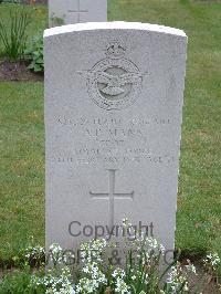 Reichswald Forest War Cemetery - Mann, Augustine Paul