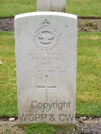 Reichswald Forest War Cemetery - Marsh, Roy Frederick