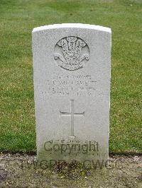 Reichswald Forest War Cemetery - McCavett, Leslie Charles