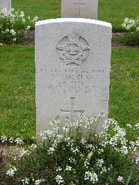 Reichswald Forest War Cemetery - McClay, Murton Lawrence