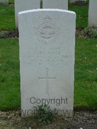 Reichswald Forest War Cemetery - McCrae, Robert