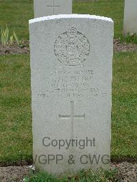 Reichswald Forest War Cemetery - McCurry, Thomas