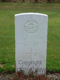 Reichswald Forest War Cemetery - McGillivray, Delmer Ronald