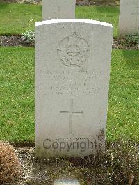 Reichswald Forest War Cemetery - McIntosh, John William