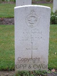 Reichswald Forest War Cemetery - McIntyre, Andrew