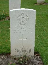 Reichswald Forest War Cemetery - McKenzie, Frederick Charles