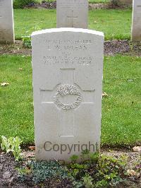 Reichswald Forest War Cemetery - McLean, Lamont Weir