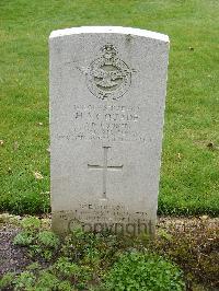 Reichswald Forest War Cemetery - McQuade, Hugh