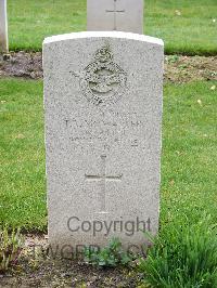 Reichswald Forest War Cemetery - McWalter, Thomas Ross