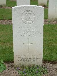 Reichswald Forest War Cemetery - Meade, Leonard Ernest