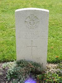 Reichswald Forest War Cemetery - Millis, Allan Squires