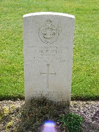 Reichswald Forest War Cemetery - Milne, Angus McDonald