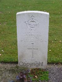 Reichswald Forest War Cemetery - Mitchell, Thomas Durward