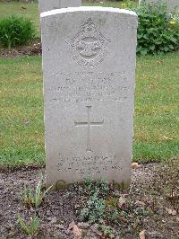 Reichswald Forest War Cemetery - Molton, Frank Reginald