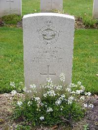 Reichswald Forest War Cemetery - Moody, Bernard