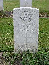 Reichswald Forest War Cemetery - Moon, John William