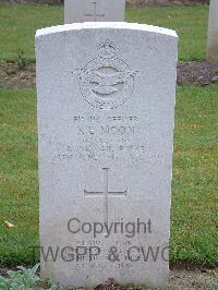 Reichswald Forest War Cemetery - Moon, Kenneth Edward