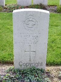 Reichswald Forest War Cemetery - More, Robert McLeod