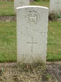 Reichswald Forest War Cemetery - Nicholls, Albert William