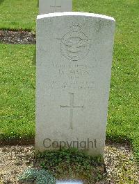 Reichswald Forest War Cemetery - Nixon, John Cornthwaite