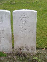 Reichswald Forest War Cemetery - Oates, Harold Denis