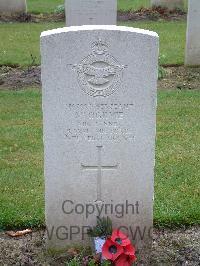 Reichswald Forest War Cemetery - Ogilvie, Matthew