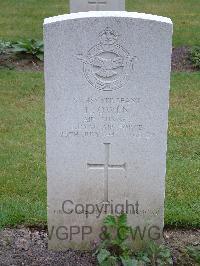 Reichswald Forest War Cemetery - Owen, Hugh