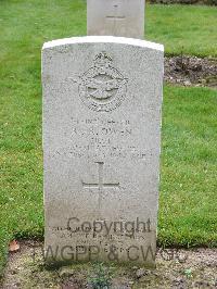 Reichswald Forest War Cemetery - Owen, Robert James Rex