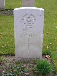 Reichswald Forest War Cemetery - Pascal, Stephen