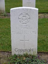 Reichswald Forest War Cemetery - Passmore, Gerald Leroy