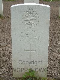 Reichswald Forest War Cemetery - Pavitt, William Charles