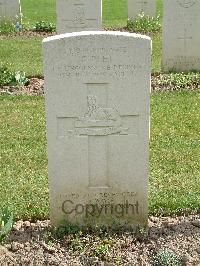 Reichswald Forest War Cemetery - Peet, Cecil