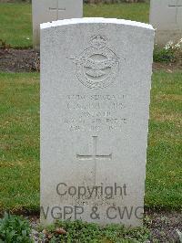 Reichswald Forest War Cemetery - Phillips, Geoffrey Michael