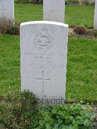 Reichswald Forest War Cemetery - Phinn, William