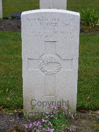 Reichswald Forest War Cemetery - Plummer, Jack