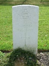 Reichswald Forest War Cemetery - Podmore, Roland