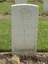 Reichswald Forest War Cemetery - Price, Clifford