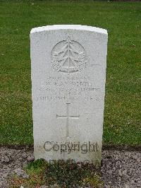 Reichswald Forest War Cemetery - Raxworthy, Ernest William