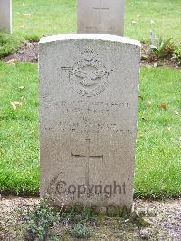 Reichswald Forest War Cemetery - Read, Henry Walter