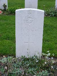 Reichswald Forest War Cemetery - Reynolds, Richard Patrick