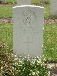 Reichswald Forest War Cemetery - Riach, William Drysdale