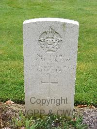 Reichswald Forest War Cemetery - Richardson, John William