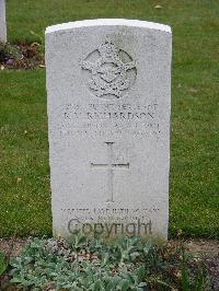 Reichswald Forest War Cemetery - Richardson, Russell Vernon