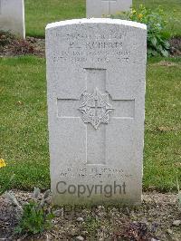 Reichswald Forest War Cemetery - Roberts, Bertram Lister