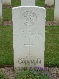 Reichswald Forest War Cemetery - Roberts, John Trafford