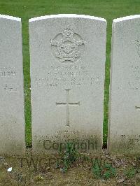 Reichswald Forest War Cemetery - Roberts, Robert Edward